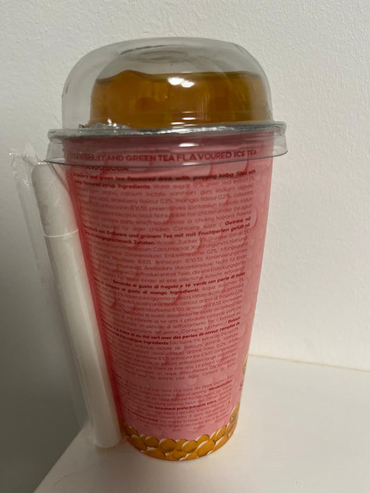 Bubble Tea cu aromă de căpșuni și ceai verde cu boba de mango